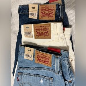 BUNDLE Levi’s denim shorts size 31